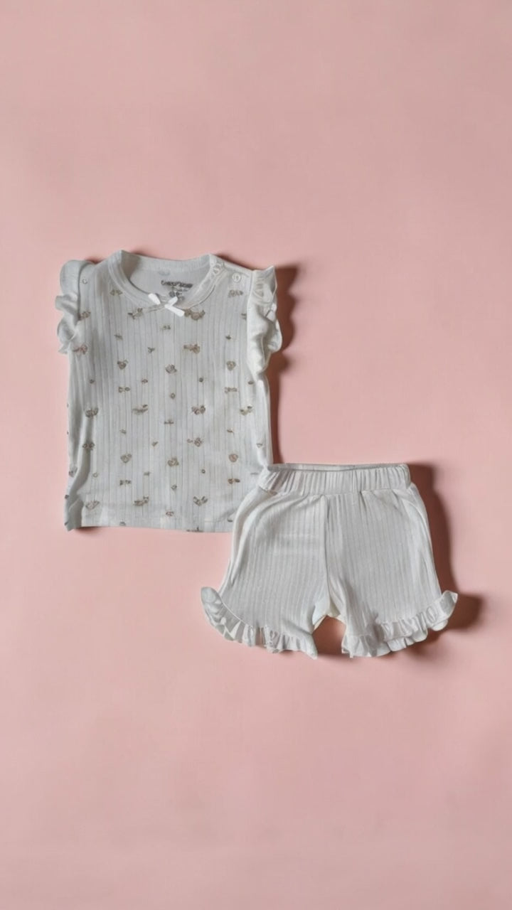 Baby girl sleeveless shirt and shorts organic cotton